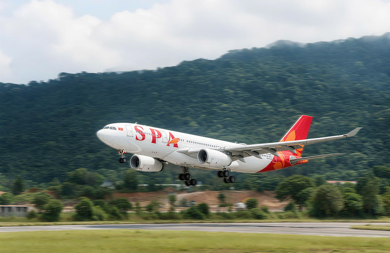 Airbus A330 - máy bay thân rộng đầu tiên của Sun PhuQuoc Airways - hạ cánh tại sân bay Phú Quốc. (Ảnh: SPA) Airbus A330 - máy bay thân rộng đầu tiên của Sun PhuQuoc Airways - hạ cánh tại sân bay Phú Quốc. (Ảnh: SPA)