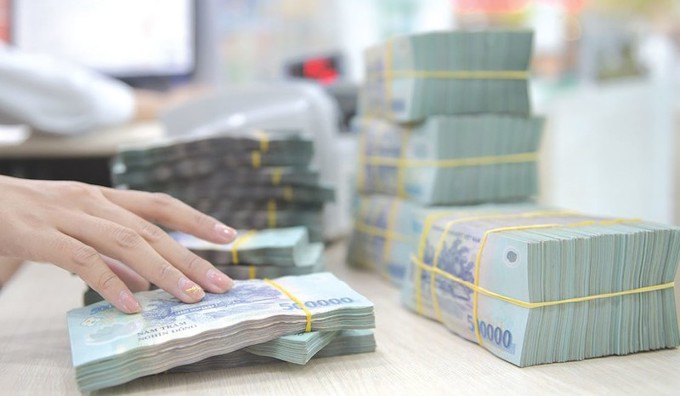 Tiền đi đâu?