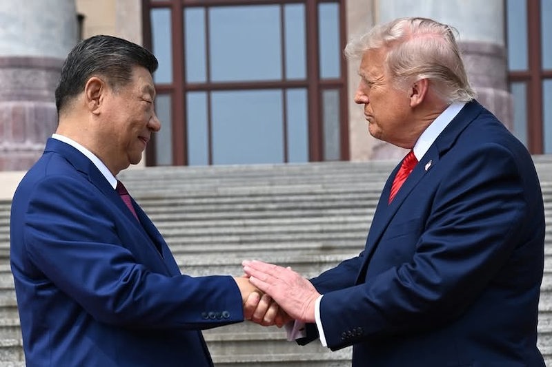 trump tap trump tap