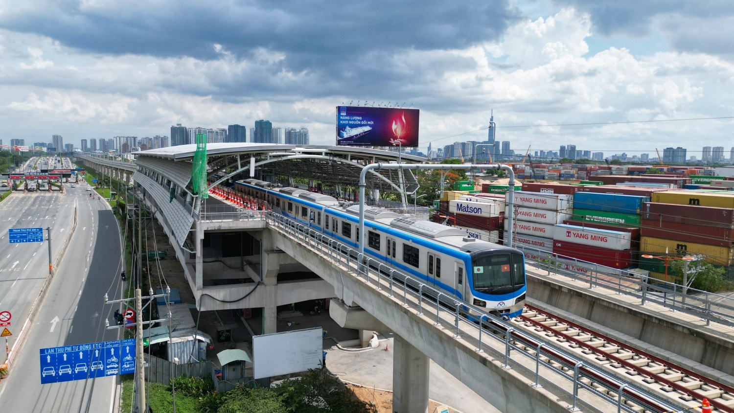 Mỗi ngày Tết metro số 1 Bến Thành - Suối Tiên thu hơn 1 tỷ đồng